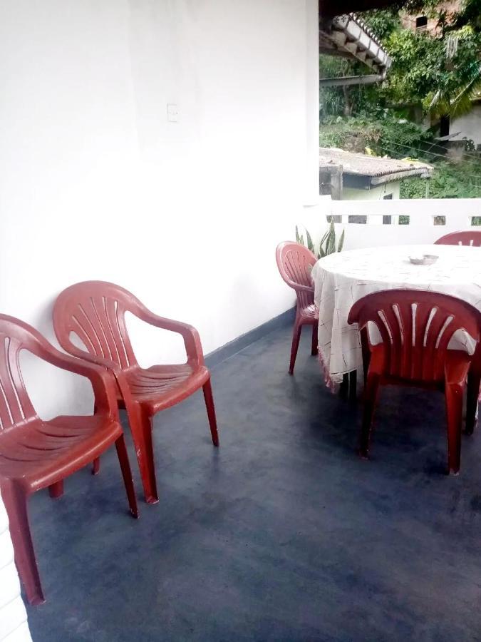 Chandi Mahal Homestay Kandy Eksteriør billede