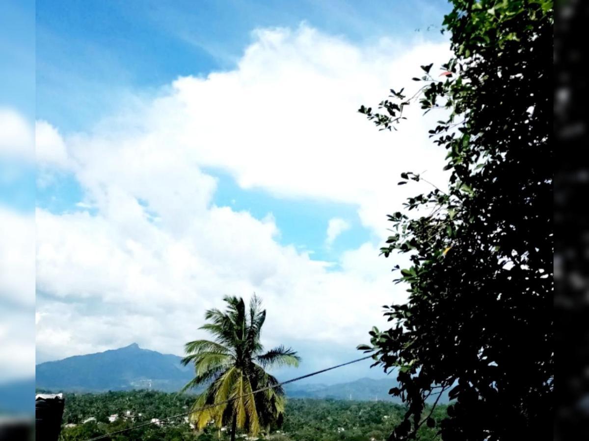 Chandi Mahal Homestay Kandy Eksteriør billede