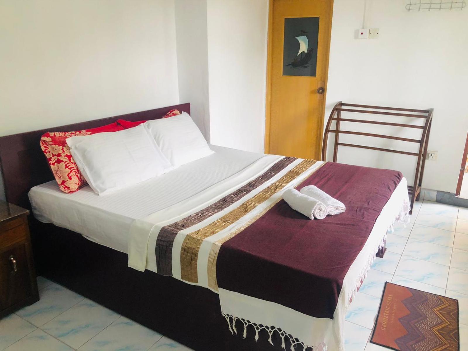 Chandi Mahal Homestay Kandy Eksteriør billede